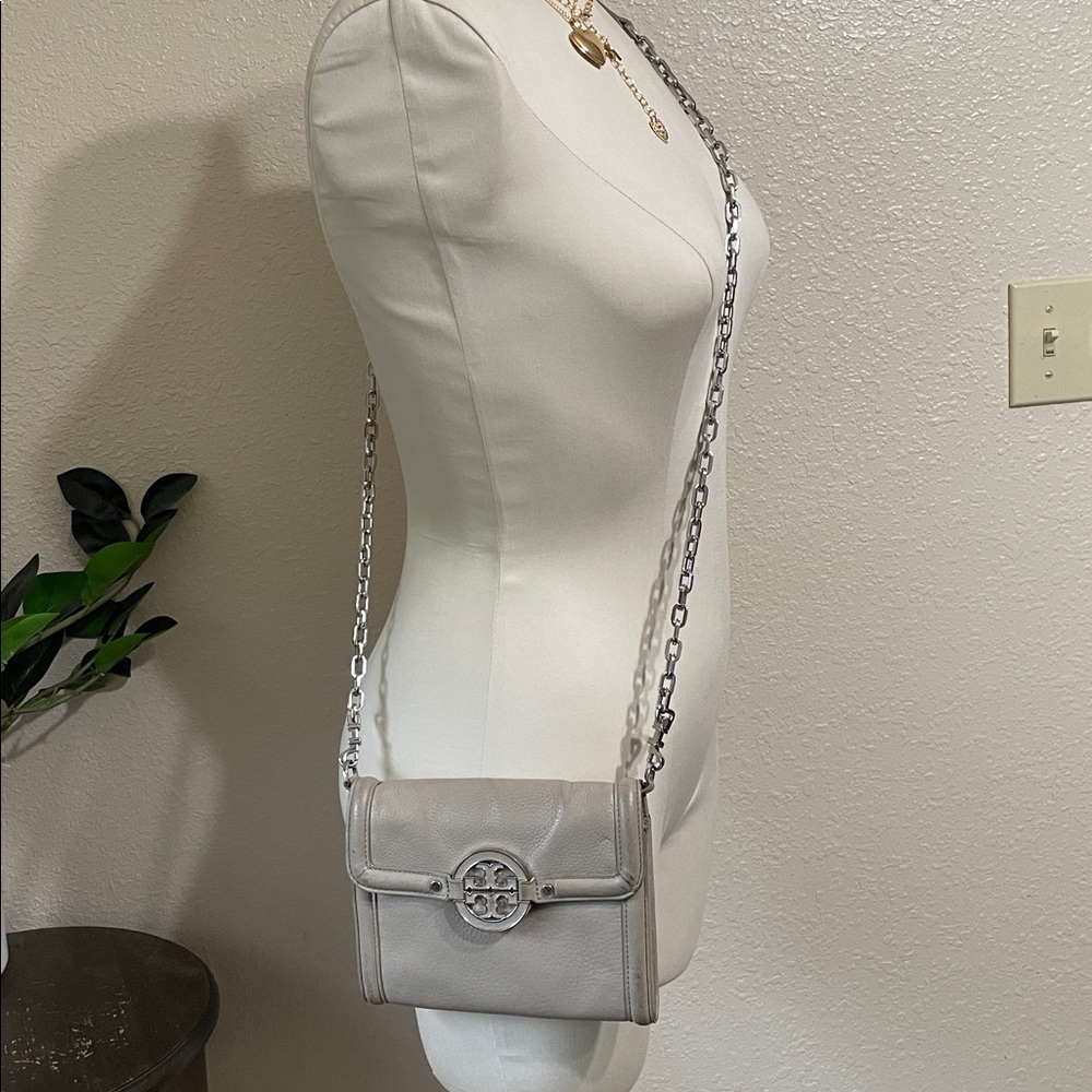 Tory Burch Gray Leather Crossbody Bag - Picture 2 of 10